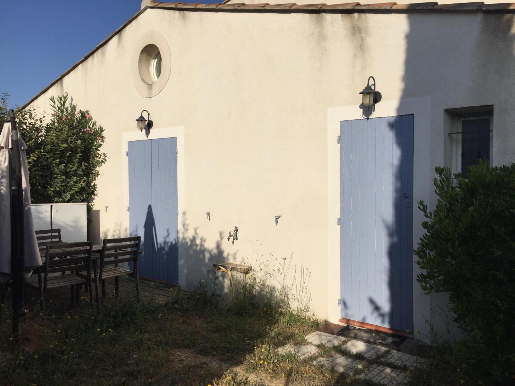Les Vieux Cabassols Venelles Esterno foto